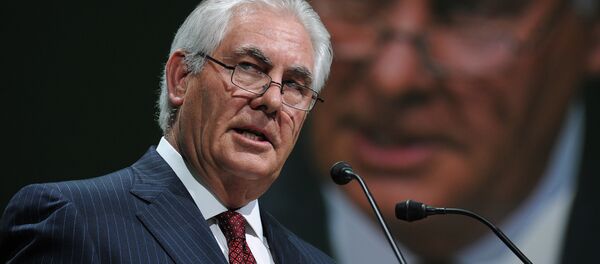 This file photo taken on June 02, 2015, shows Exxon Mobil Chairman and CEO Rex Tillerson addressing the World Gas Conference in Paris This file photo taken on June 02, 2015, shows Exxon Mobil Chairman and CEO Rex Tillerson addressing the World Gas Conference in Paris - Sputnik Moldova-România