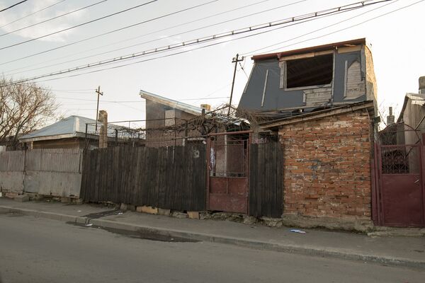 Вот такие постройки в Бухаресте, столице Румынии, совсем не редкость. - Sputnik Молдова