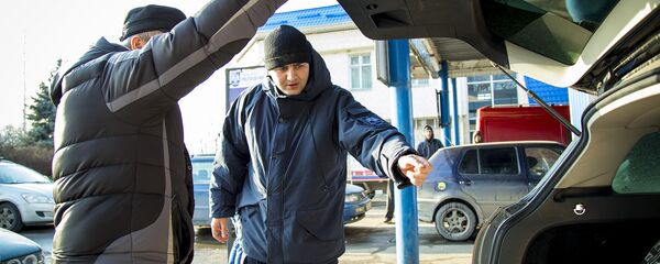 Проверка автомобиля - Sputnik Молдова