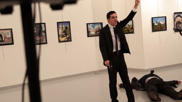 Посол России в Анкаре Андрей Карлов получил тяжелое ранение в результате вооруженного нападения - Sputnik Молдова