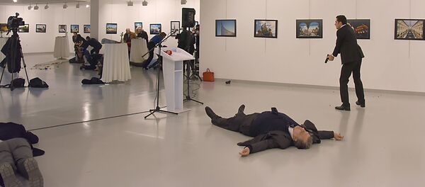 Посол России в Анкаре Андрей Карлов умер в результате вооруженного нападения - Sputnik Moldova-România