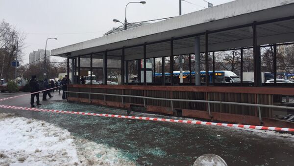 Ситуация у метро Коломенское, где раздался хлопок. 22 декабря 2016 - Sputnik Moldova-România