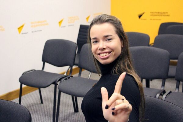 Модель без макияжа - Sputnik Молдова