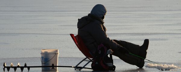 Pescar pe gheață - Sputnik Moldova