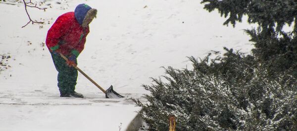 Curățarea zăpezii - Sputnik Moldova
