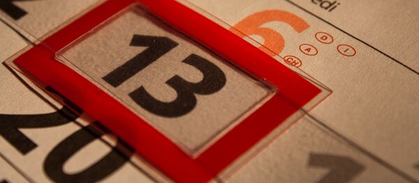 Vineri 13 filă de calendar Vineri 13 filă de calendar - Sputnik Молдова