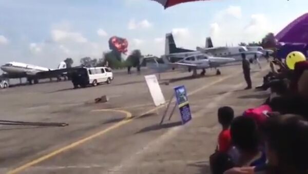 Истребитель разбился во время авиашоу в Тайланде - Sputnik Молдова