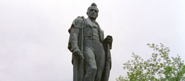 Памятник А.С. Грибоедову - Sputnik Молдова