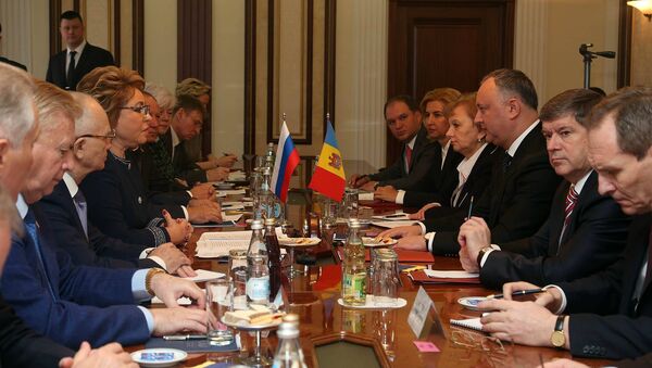 În cadrul vizitei Preşedintelui Republicii Moldova, Igor Dodon, la Moscova, a avut loc întrevederea delegaţiei moldoveneşti cu preşedintele Consiliului Federaţiei al Adunării Federale a FR, Valentina Matvienco - Sputnik Молдова