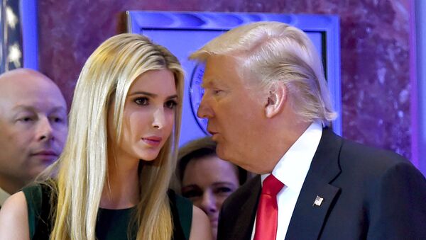 Donald Trump împreună cu fiica sa Ivanka - Sputnik Moldova-România