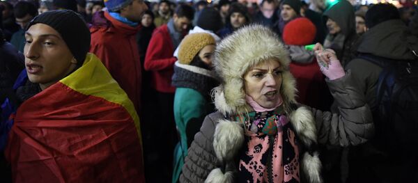 Proteste la București - Sputnik Молдова