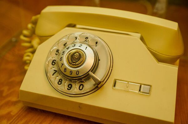 Телефон для прямой связи с правительством Советского Союза Телефон для прямой связи с правительством Советского Союза - Sputnik Молдова