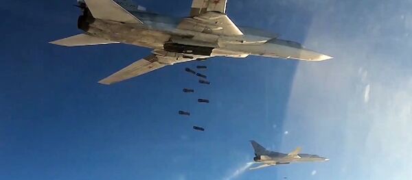Tu-22 strategic bombers of Russia's Aerospace Defense Forces set to hit ISIS targets in Syria - Sputnik Moldova-România