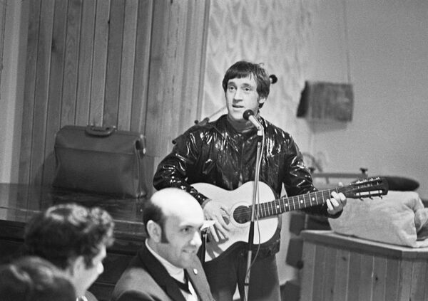 Артист Театра на Таганке Владимир Высоцкий - Sputnik Молдова