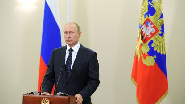 Президент РФ В. Путин по видеосвязи обратился к участникам концерта в Пальмире - Sputnik Moldova-România