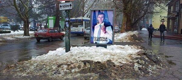 Рекламный щит с изображением примара Кишинева Дорина Киртоакэ в центре столицы - Sputnik Молдова