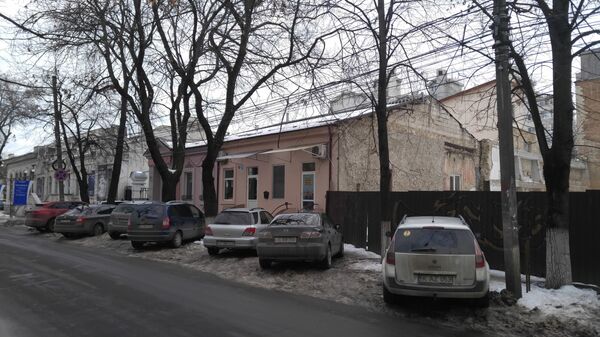 Бывший нон-стоп У Бытки. Кишинев, улица Микле. - Sputnik Молдова