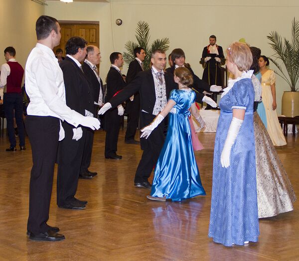 Бал исторических танцев в Приднестровье - Sputnik Молдова