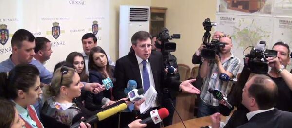 Scandal Consiliul Municipal Chişinău Скандал Кишиневский Мунсовет - Sputnik Молдова