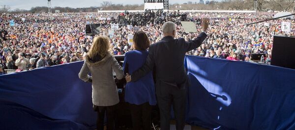 Vicepreședintele SUA, Mike Pence, ține un discut la Marșul Pentru Viață din 27 ianuarie 2017 de la Washington - Sputnik Moldova-România