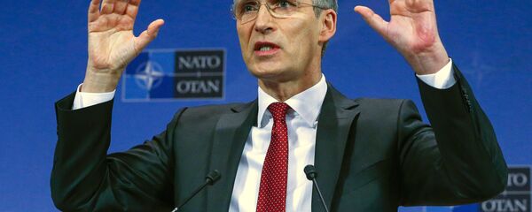 NATO Secretary-General Jens Stoltenberg gestures during a news conference ahead of a NATO defense ministers meeting, which will be held on February 10-11, at the Alliance's headquarters in Brussels, Belgium February 9, 2016. - Sputnik Moldova-România