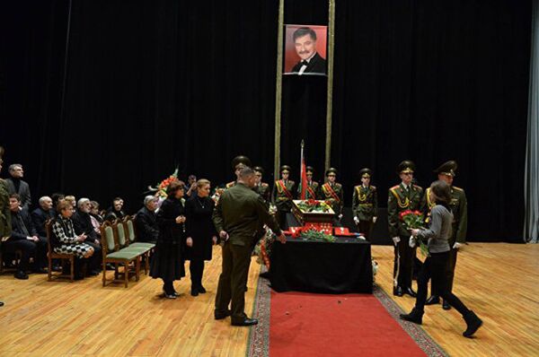 Гражданская панихида в Белгосфилармонии - Sputnik Молдова