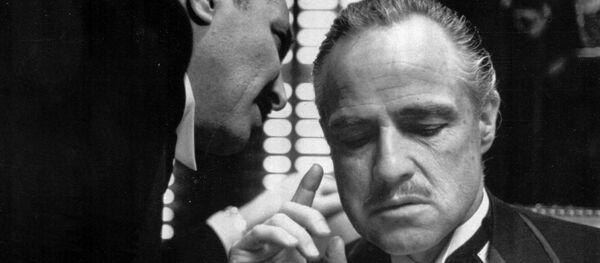 By tradition, the Godfather cannot refuse a request on his daughter's wedding day - Sputnik Moldova-România