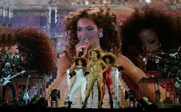 Красивейшая женщина в мире: ее определили не как-нибудь, а научно - фото Красивейшая женщина в мире: ее определили не как-нибудь, а научно - фото - Sputnik Молдова