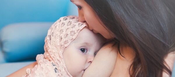 Mamă. copi, alăptare - Sputnik Moldova