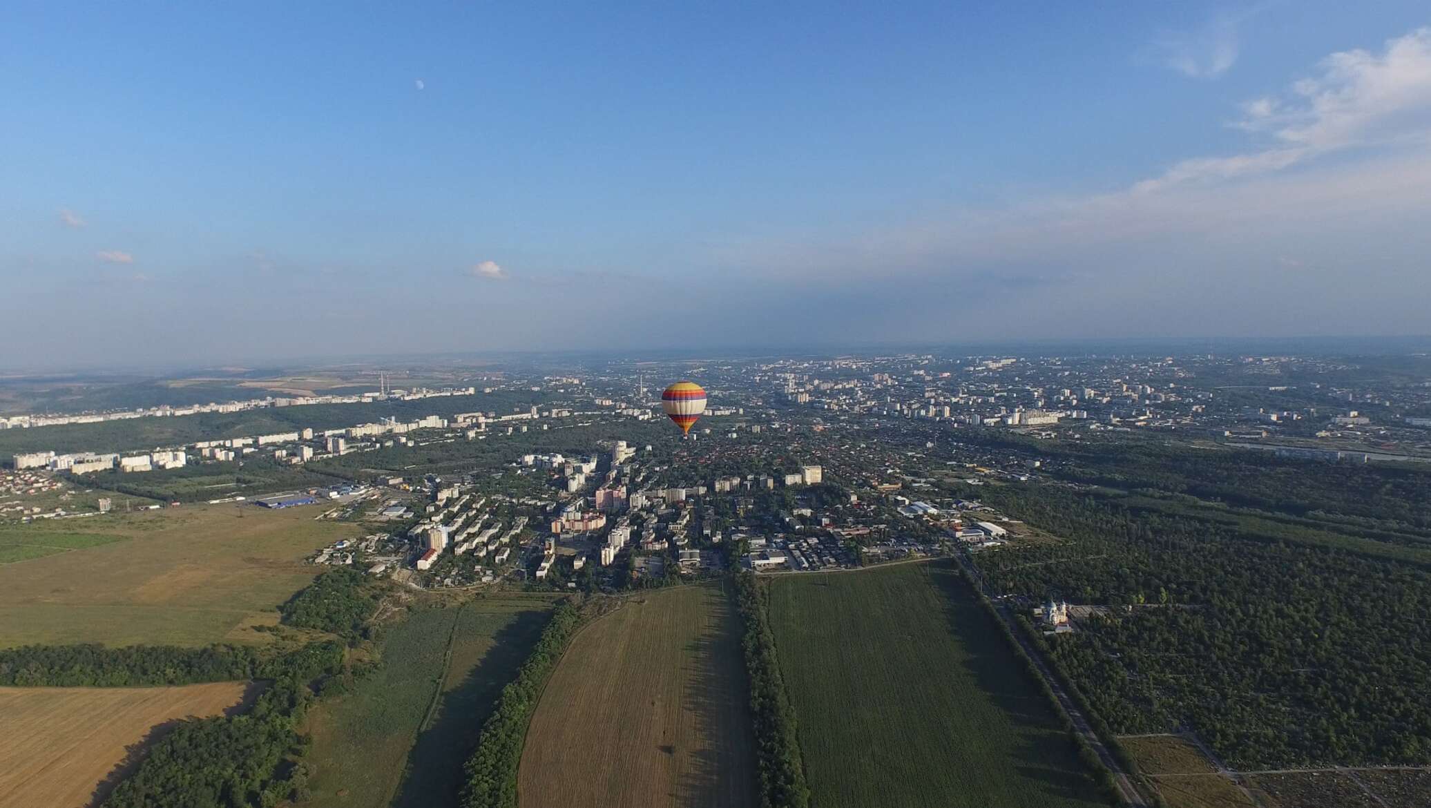 Метров над землей. 1000 Метров над землей. Вид с 3000 метров над землей. 5000 Метров над землей. 1500 Метров над землей.