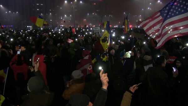 Proteste în capitala României cu participarea a zeci de mii de oameni - Sputnik Moldova