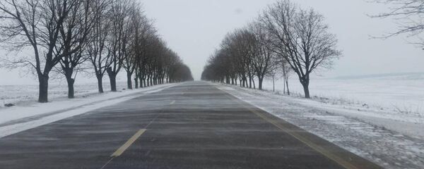 Viscol, polei, drum, ninsoare - Imagine simbol - Sputnik Moldova