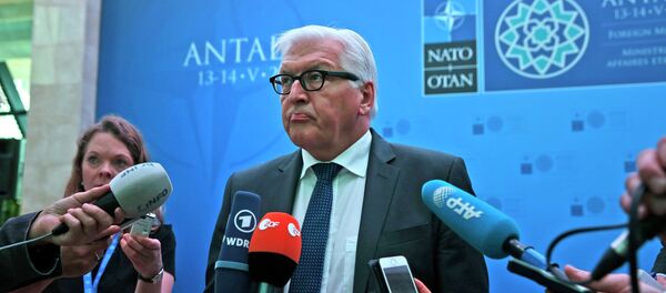 Germany's Foreign Minister Frank-Walter Steinmeier talks to members of the media on the sidelines of the NATO Foreign Ministers' conference in Antalya, Turkey, Wednesday, May 13, 2015 - Sputnik Moldova-România