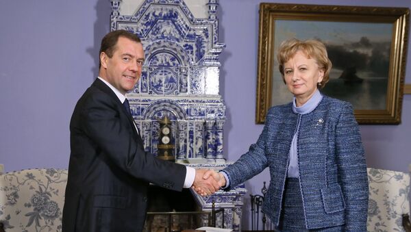 Zinaida Greceanîi s-a întâlnit la Moscova cu Dmitri Medvedev - Sputnik Moldova