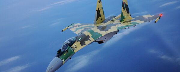 The Sukhoi Su-35S, Russia’s new super-maneuverable multirole fighter jet - Sputnik Moldova-România