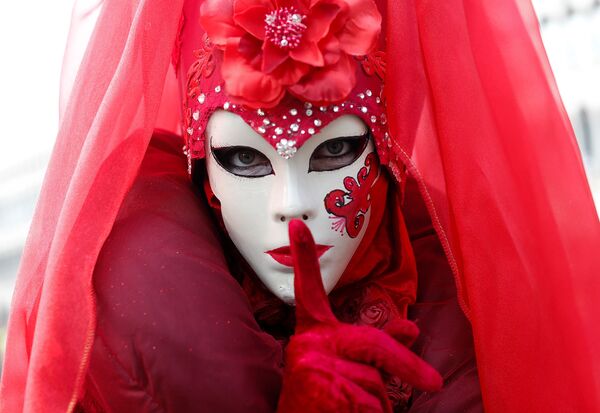 Prima mențiune despre carnavalul de la Veneția ține de anul 1094, deși până în sec. XIII - XIV la carnavaluri nu se purtau măști. - Sputnik Moldova