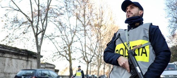 Polițist italian - Sputnik Moldova