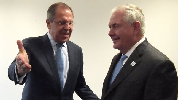 Miniștrii afacerilor externe ai Rusiei și SUA, Serghei Lavrov și Rex Tillerson s-au întâlnit la Bonn în cadrul summit-ului miniștrilor de externe ai G20 - Sputnik Moldova