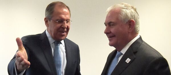 Miniștrii afacerilor externe ai Rusiei și SUA, Serghei Lavrov și Rex Tillerson s-au întâlnit la Bonn în cadrul summit-ului miniștrilor de externe ai G20 - Sputnik Moldova