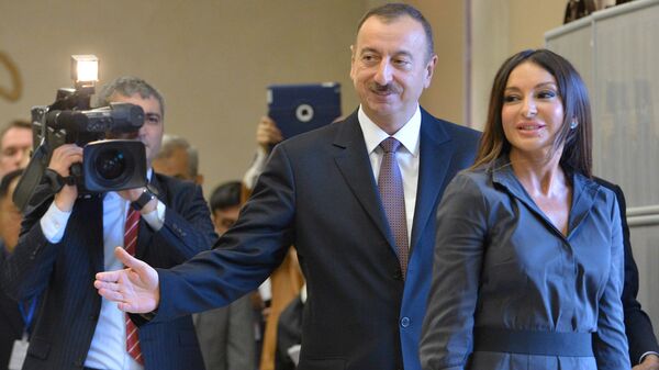 Președintele Republicii Azerbaidjan Ilham Aliev cu soția sa Mehriban Alieva - Sputnik Moldova