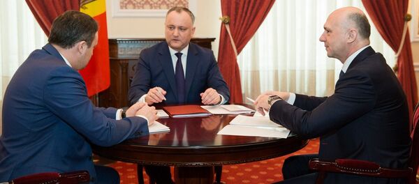 Întrevederea în format trilateral a Prim-ministrului Pavel Filip, Speakerului Parlamentului, Andrian Candu, și Președintelui Republicii Moldova, Igor Dodon - Sputnik Moldova