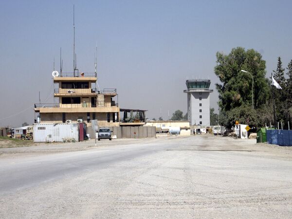 Turnul de control al traficului aerian al aeroportului din Mosul Turnul de control al traficului aerian al aeroportului din Mosul - Sputnik Moldova-România