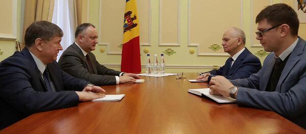 Igor Dodon a avut o întrevedere cu Farit Muhametșin, Ambasador Extraordinar şi Plenipotenţiar al Federaţiei Ruse în Republica Moldova - Sputnik Молдова