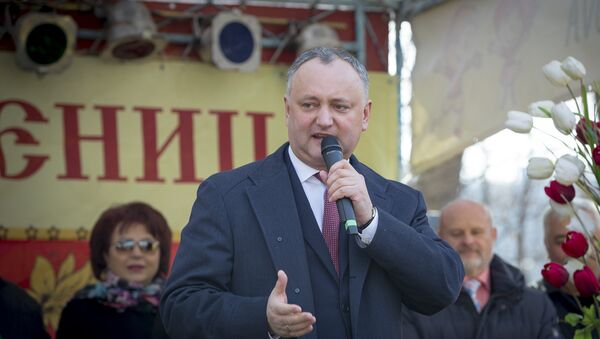 Президент Молдовы Игорь Додон на праздновании Масленицы в Кишиневе - Sputnik Молдова
