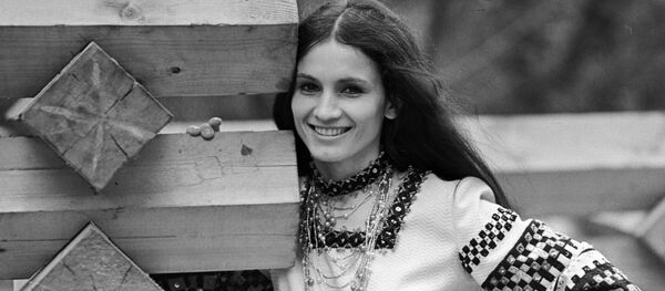 РОТАРУ ЧЕРВОНА РУТА РОТАРУ ЧЕРВОНА РУТА - Sputnik Молдова