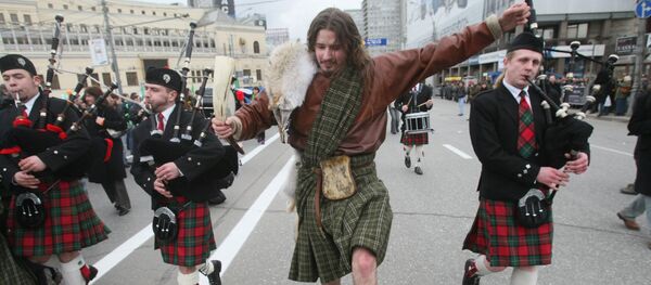 Парад на Новом Арбате по случаю Дня святого Патрика - Sputnik Молдова
