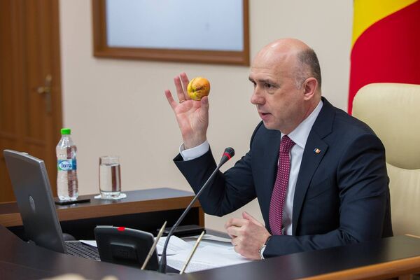 Глава праивтельства Молдовы Павел Филип нанес внезапный визит в один из детских садов Кишинева - Sputnik Молдова