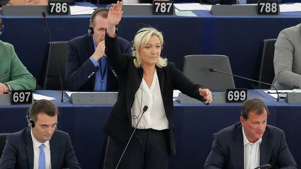 Marine Le Pen, présidente du FN - Sputnik Moldova-România