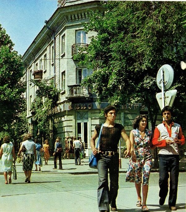 Магазин Вина Молдавии 80-е годы, Кишинев Магазин Вина Молдавии 80-е годы, Кишинев - Sputnik Молдова