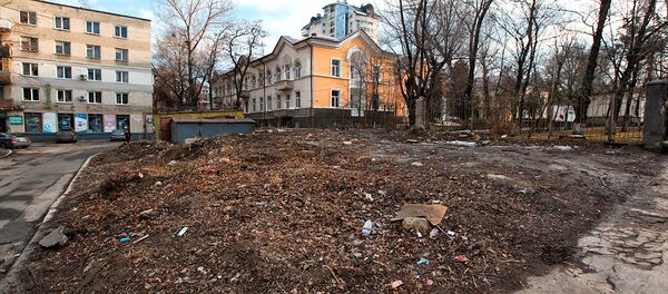 Место где находилось кафе Пингвин. Кишинев, 2017 год - Sputnik Молдова